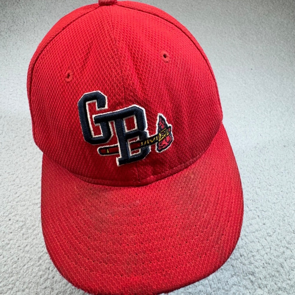 Gwinnett Braves Hat Cap Fitted 6 7/8 Red MiLB Baseball Fan Apparel New Era Youth